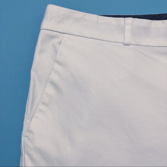 BANANA REPUBLIC | White Bermuda Shorts | Size 12 - Picture 5 of 15